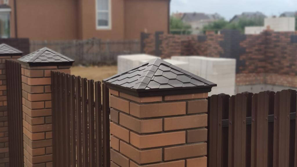 Колпак Zking Эверест Коричневый на столб 1.5х1.5 кирпича (390х390мм) в Майкопе фото